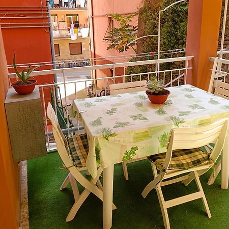 Classic Monterossino Apartment In Old Town Monterosso al Mare Esterno foto
